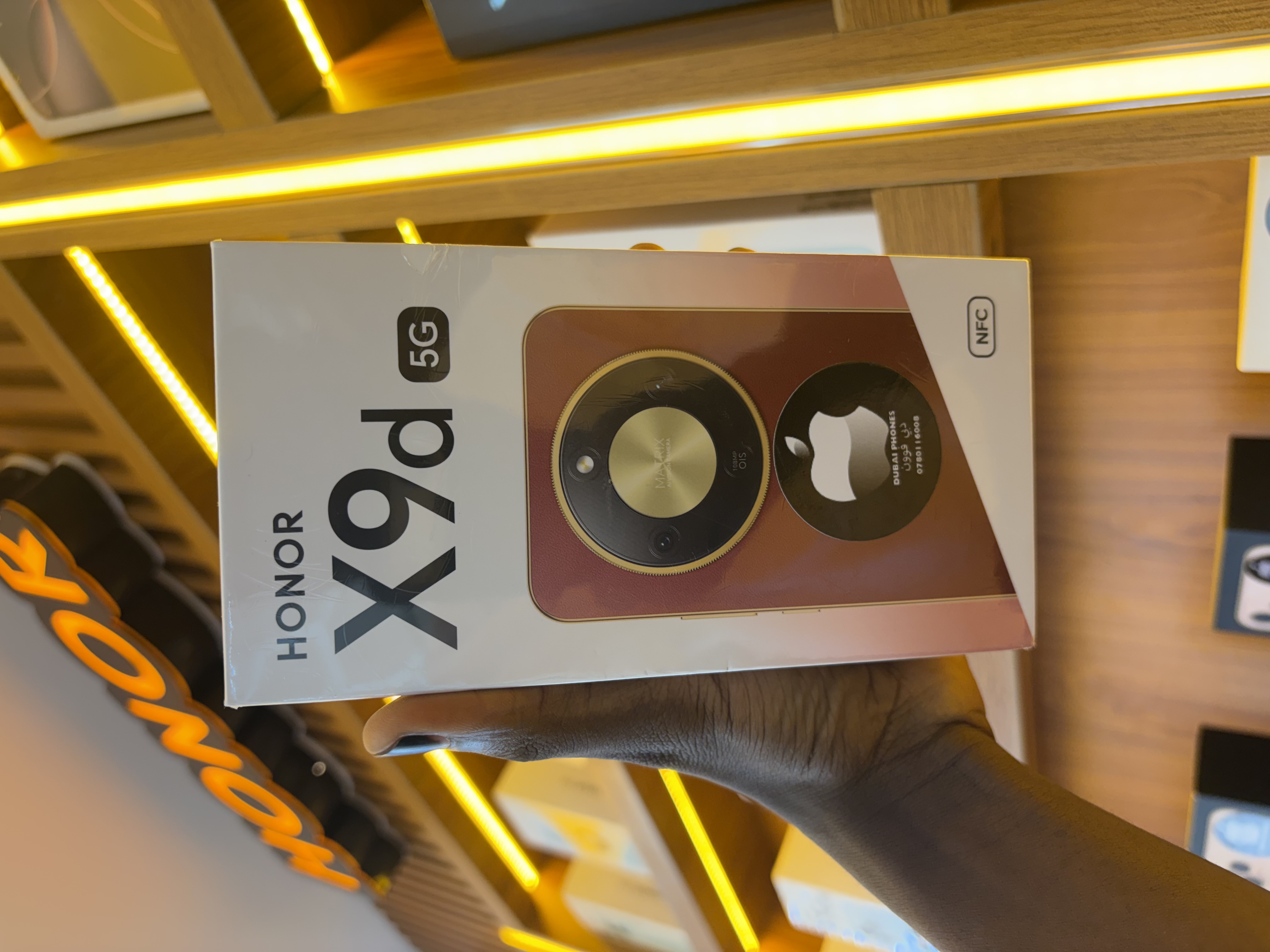 Honor X9D