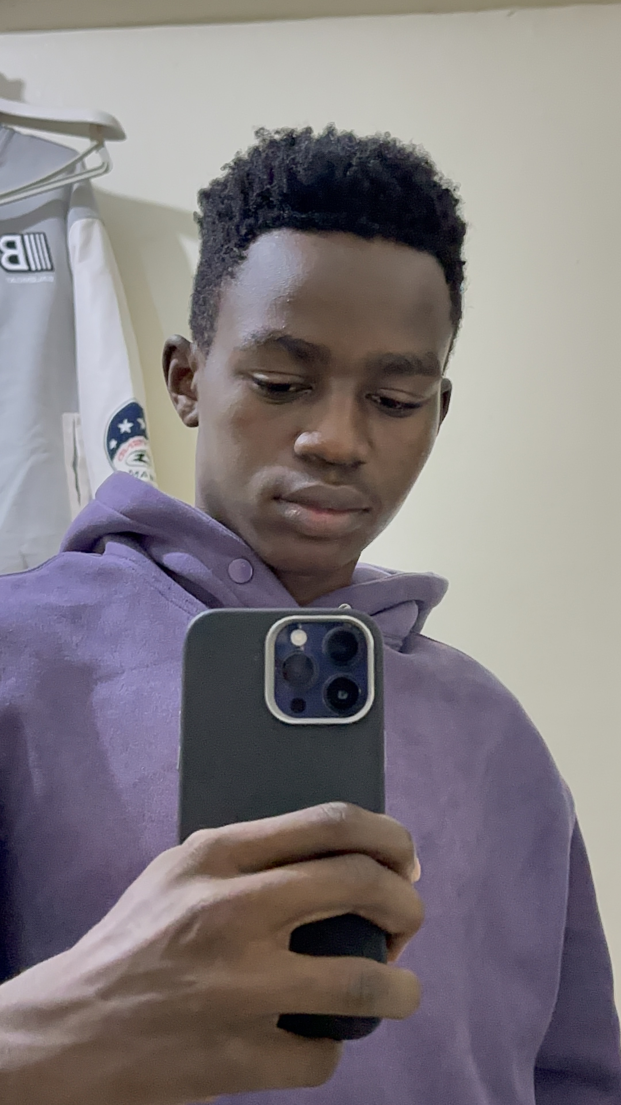 Need a new iPhone 17 pro max orange