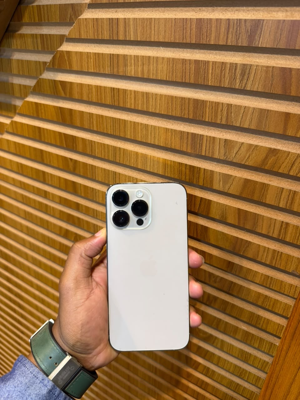 IPHONE 15 PRO MAX BRAND NEW